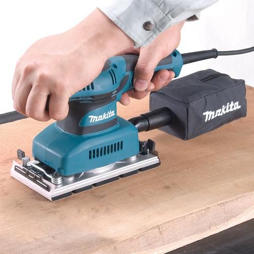 Lixadeira orbital para uso de lixa 93 x 228 mm 190 watts com coletor de p� - BO3710  110V