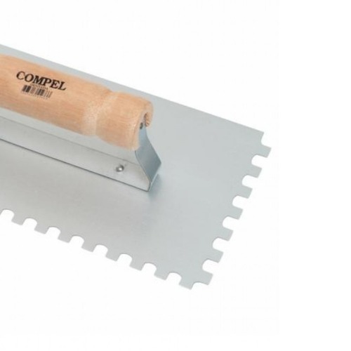 Desempenadeira em a�o dentada com cabo de madeira 12 x 25,5 cm - 0.2401