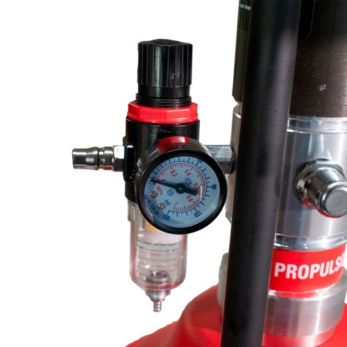 Propulsora pneum�tica para graxa com reservat�rio 12L