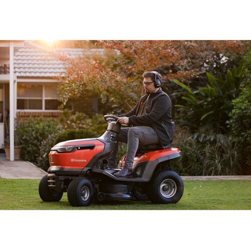 Trator cortador de grama a gasolina 15 hp 4 tempos - TS 114