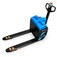 563647_transpalete_eletrico_tracionado_2500_kg_680_x_1150_mm_com_carregador_e_bateria_te21
